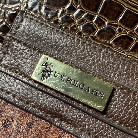 US Polo Assn Faux Ostrich Reptile Vinyl Brown crossbody Embossed two tone bag - Picture 4 of 16